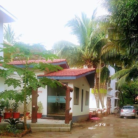 Ruturaj Inn آليباغ المظهر الخارجي الصورة