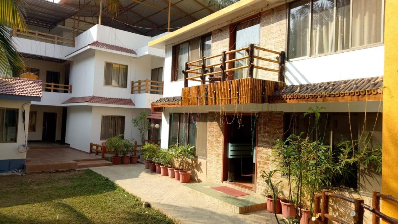 Ruturaj Inn آليباغ المظهر الخارجي الصورة