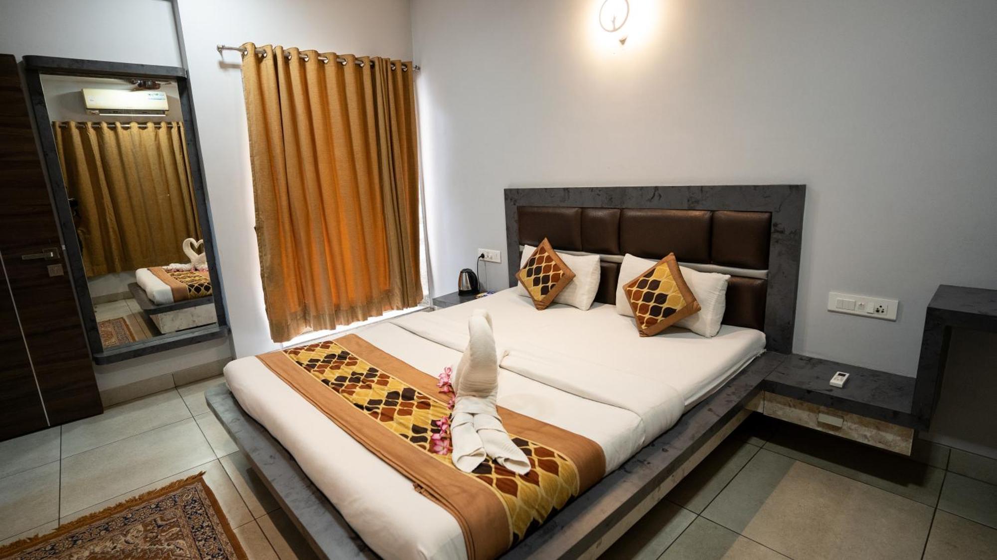 Ruturaj Inn آليباغ المظهر الخارجي الصورة